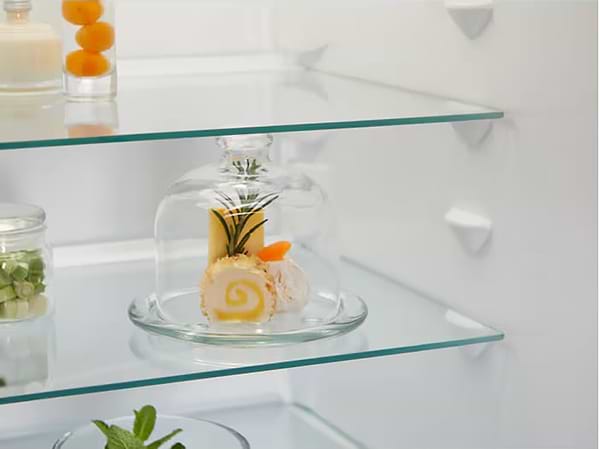 Фото - Холодильник вбудований Electrolux LNA6LE18S