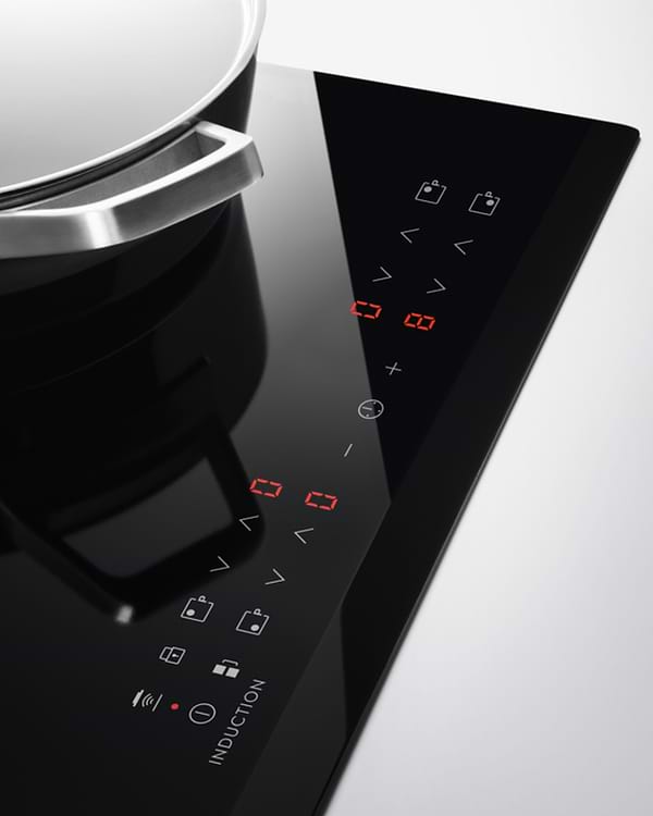 Фото - Варочная панель электрическая Electrolux LIT60336C