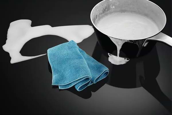 Фото - Варочная панель электрическая Electrolux LIT60336C