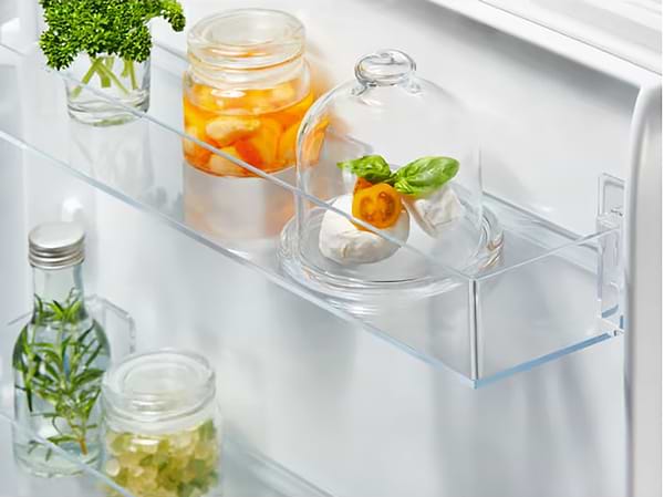 Фото - Холодильник вбудований Electrolux LNA6LE18S