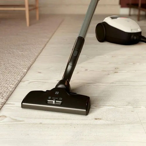 Фото - Пылесос для сухой уборки с мешком Electrolux PD82-ALRG