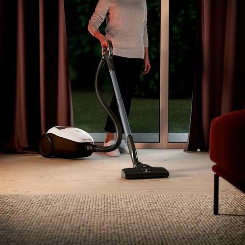 Фото - Пылесос для сухой уборки с мешком Electrolux PD82-ALRG