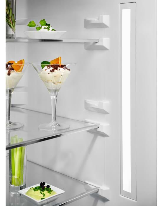 Фото - Уцінка - Холодильник Electrolux RNT7ME34K1