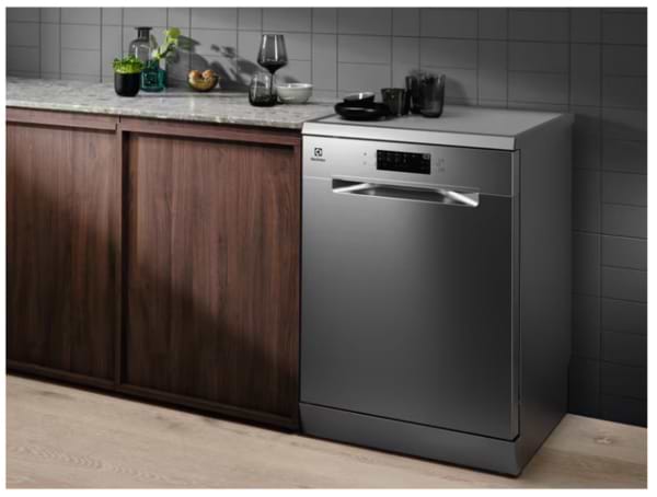Фото - Посудомоечная машина отдельностоящая Electrolux SEA94720SX