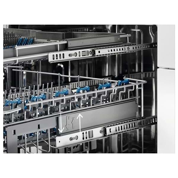Фото - Посудомоечная машина отдельностоящая Electrolux SMM43201SX