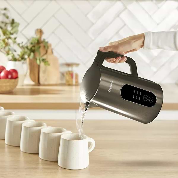 Фото - Электрический чайник Tefal KI871FE0