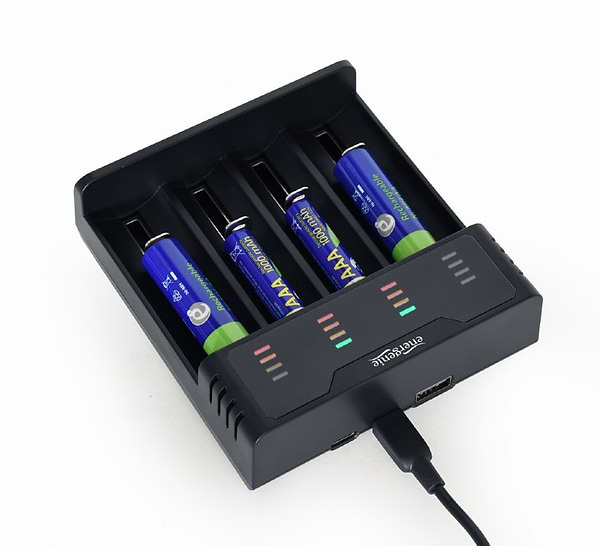 Фото - З/устройство для аккумуляторов AA/AAA EnerGenie BC-USB-02