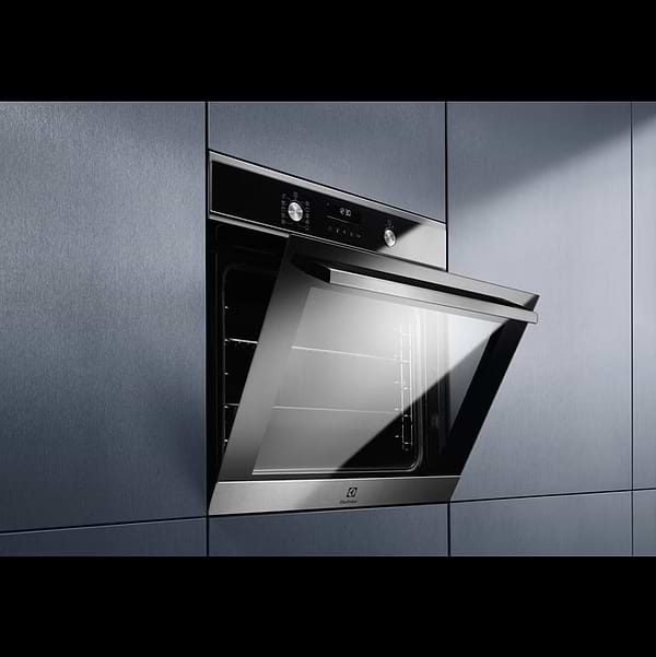 Фото - Духовой шкаф электрический Electrolux EOF6P76BX