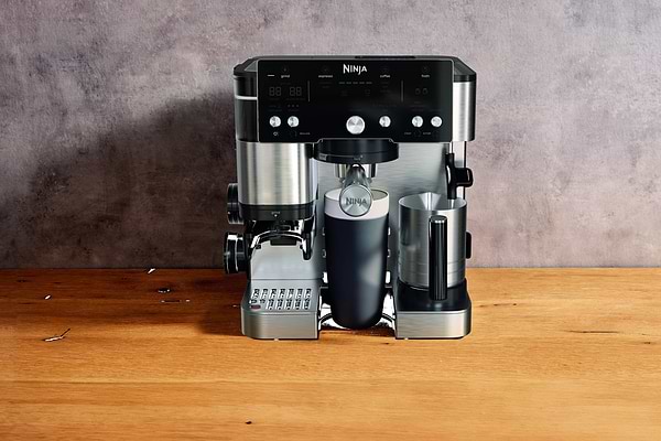 Фото - Кофеварка рожковая Ninja Luxe Café Essential Coffee Maker ES501EU