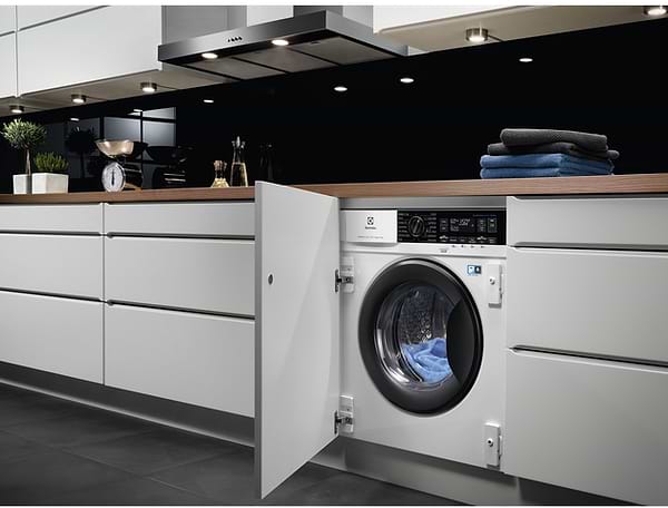 Фото - Прально-сушильна машина вбудована Electrolux EW7WN368SUI