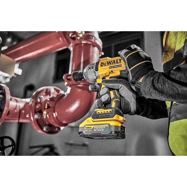 Фото - Гайковерт акумуляторний DeWALT DCF900NT