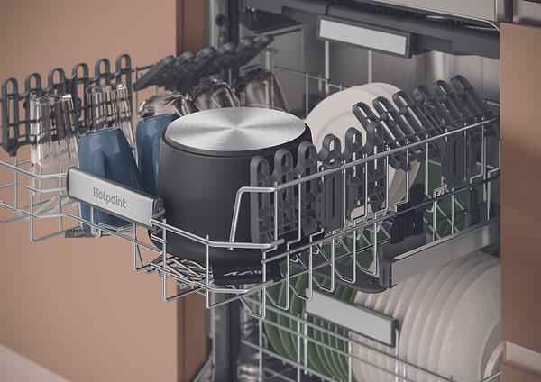 Фото - Посудомийна машина окремостояча Hotpoint-Ariston H7FHS41X