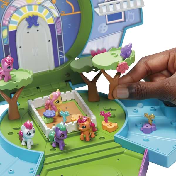 Фото - Колекційні фігурки набір Hasbro MY LITTLE PONY Міні-світ MLP Magic Epic Mini Crystal Brighthouse (F3875)