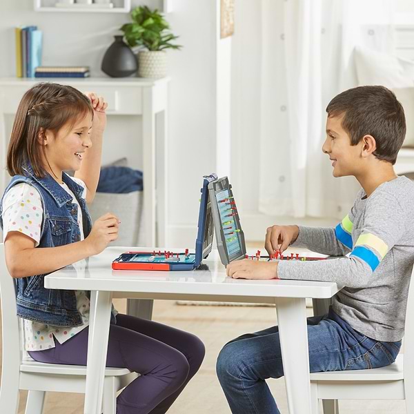 Фото - Настольная игра (5-7 лет) Hasbro Морской бой (F4527)