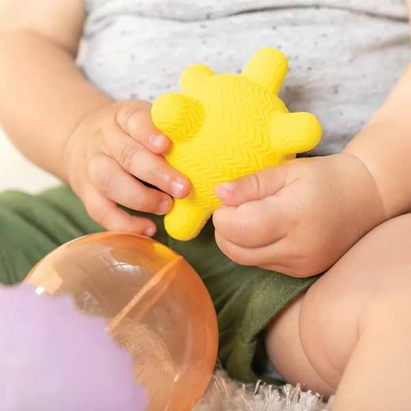 Фото - М'ячик для малюка Infantino набір (315023)