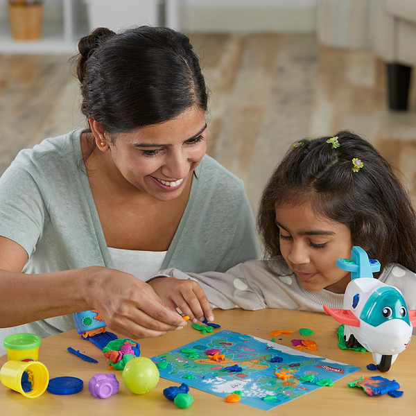 Фото - Наборы для лепки Hasbro Самолет-исследователь (F8804)