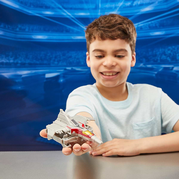 Фото - Робот-трансформер Hasbro Robot Battlers Трансформери: Нове покоління Starscream (F9203_F9392)