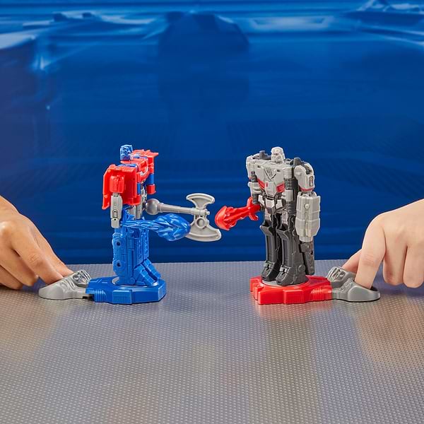 Фото - Коллекционная фигурка набор Hasbro Robot Battlers Трансформеры: Новое поколение (F9207)