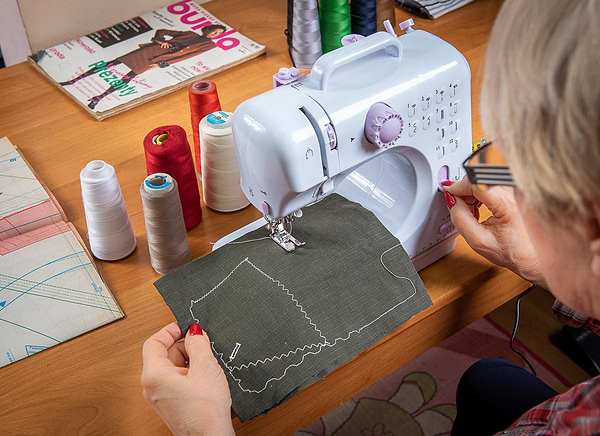 Фото - Швейная машина First FA-5700-2