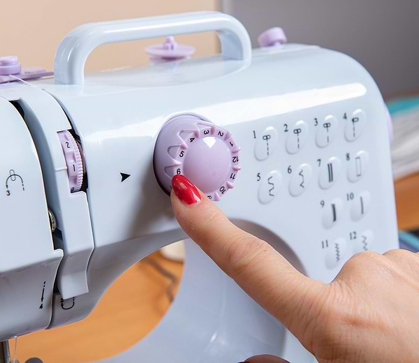 Фото - Швейная машина First FA-5700-2