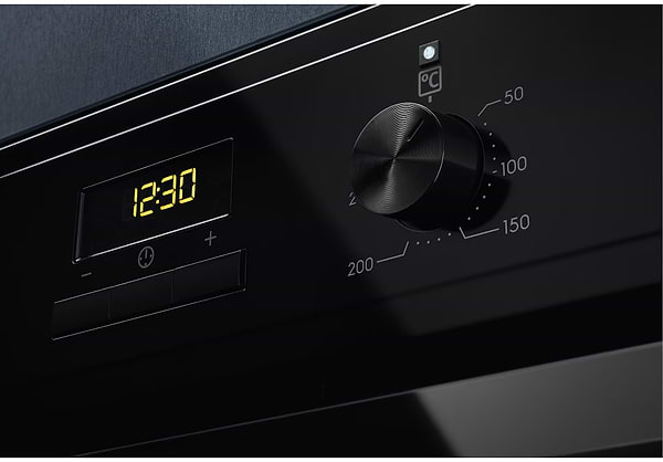Фото - Духовой шкаф + варочная панель газовая Electrolux EOF3H50BK + KGG64362K