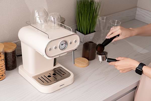 Фото - Кавоварка ріжкова Ardesto FCM-E15BG