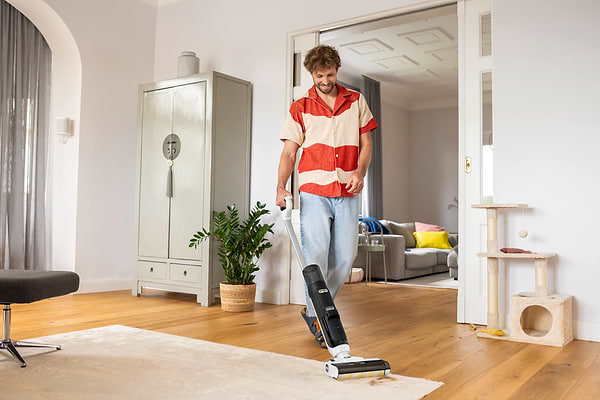 Фото - Пылесос ручной моющий Karcher FCV 3 (1.056-122.0)