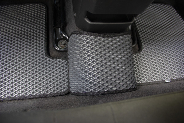 Фото - EVA коврики в салон авто EVAtech для Focus (C346) Ford 2011-2018 3 поколение Sedan USA FD1450C5SGB