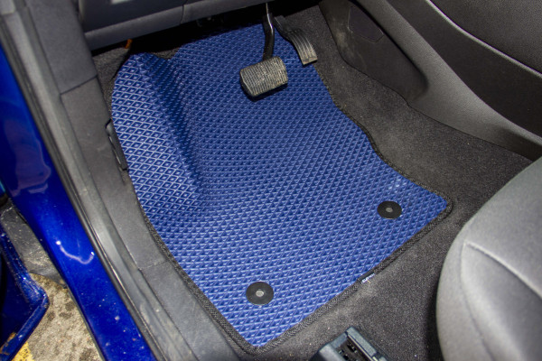 Фото - Коврики из экокожи в салон авто EVAtech ECO для Kuga Restyling Ford 2016-2019 2 поколение SUV EU FD3563PEC4FC4BBB