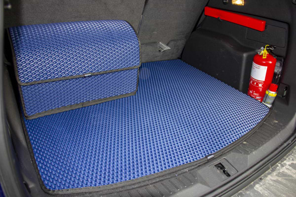 Фото - EVA килимок в багажник авто EVAtech для Kuga Restyling Ford 2016-2019 2 покоління SUV EU (FD3563B1RBB)