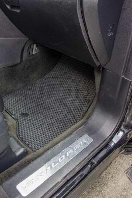 Фото - EVA коврики в салон авто передние EVAtech для Explorer Restyling 6 seats (2+2+2) Ford 2016-2019 5 поколение SUV USA FD43565A2AV3SBB