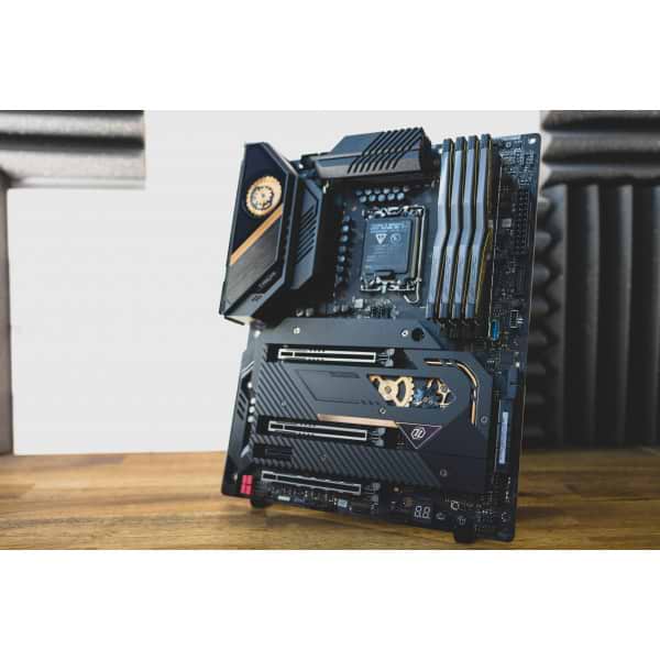 Фото - Память DDR OCPC DDR5 32Gb 6600MHz (MMPT2K32GD566C32BL)