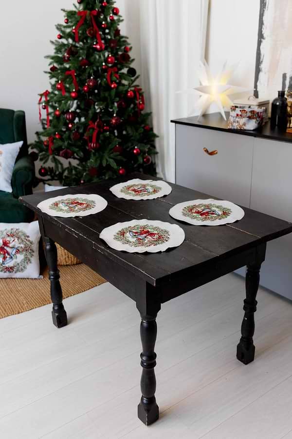 Фото - Серветка для сервірування Прованс гобеленова новорічна Carousel D35 см (041777)