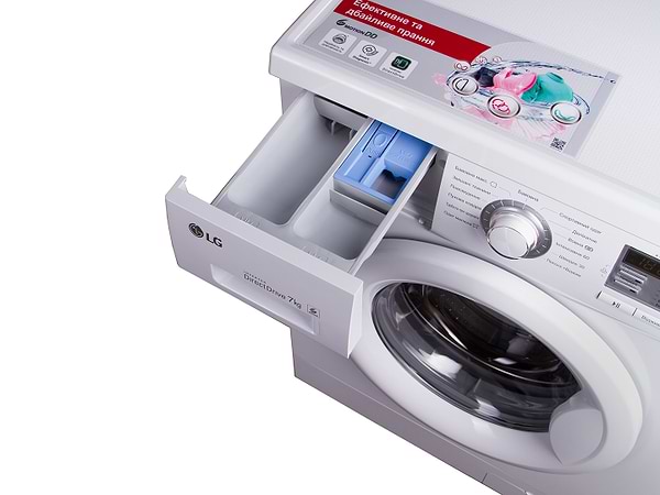 Фото - Стиральная машина LG FH0B8QD