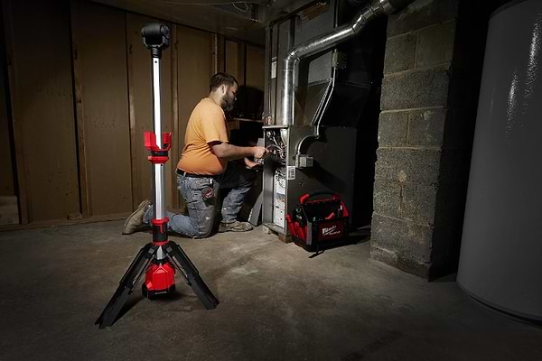 Фото - Фонарь аккумуляторный Milwaukee M12 SAL-0 (4933464823)