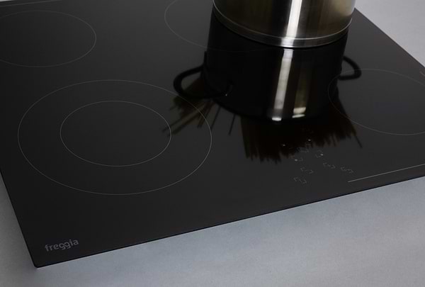 Фото - Варочная панель электрическая Freggia HCE640E2B