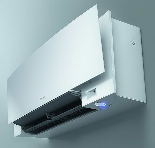 Фото - Кондиционер сплит Daikin FTXJ20AW/RXJ20A