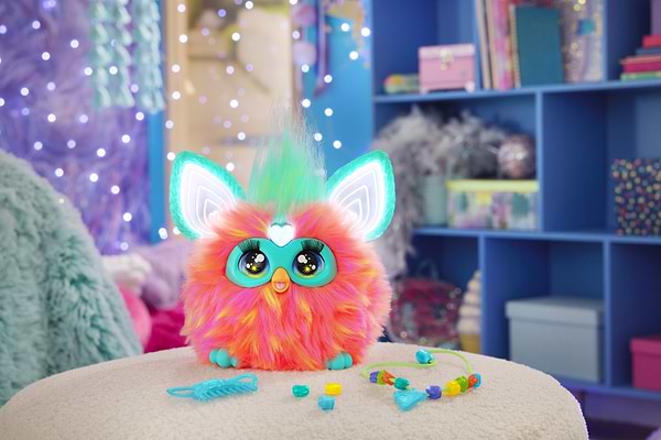 Фото - Інтерактивна іграшка Hasbro Furby Кораловий (F6744)