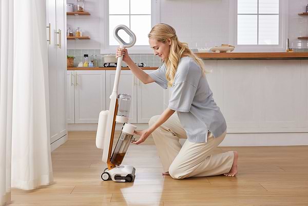 Фото - Пылесос ручной моющий Tineco iFloor Y2 Plus (FW1D1700DE)