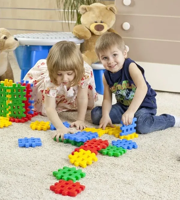 Фото - Пластиковий конструктор для малюків Tigres Поеднайко 9 ел. (39195)