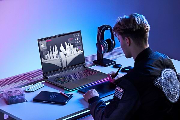 Фото - Ноутбук ігровий Asus ROG Strix SCAR 18 G834JYR-R6059X Off Black
