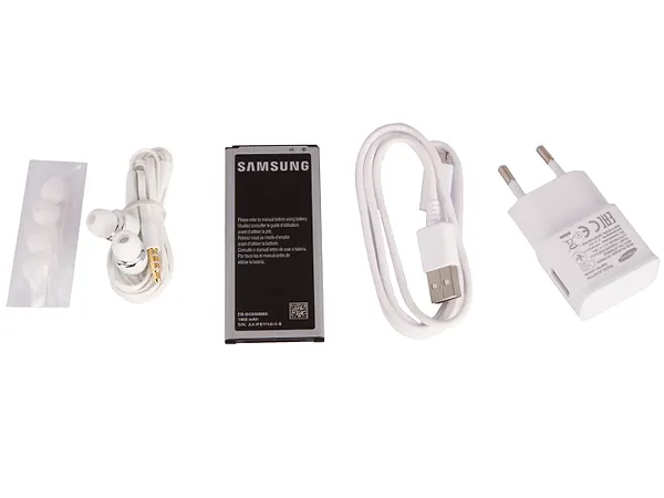 Фото - Смартфон Samsung G850F Galaxy Alpha Dazzling White