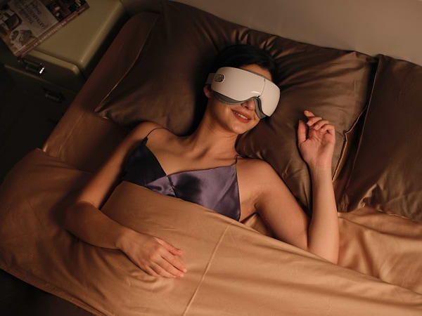 Фото - Масажер для очей SKG ES500 White