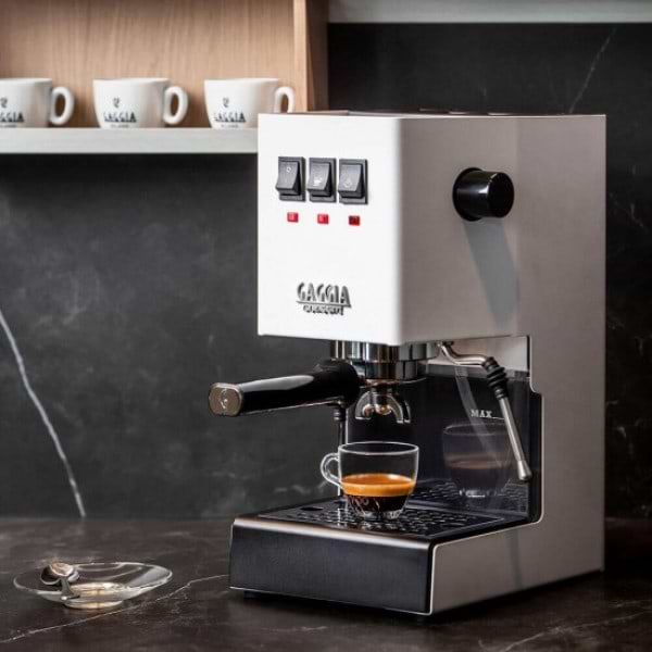 Фото - Кофеварка рожковая Gaggia RI9481/13 Espresso Classic Evo White