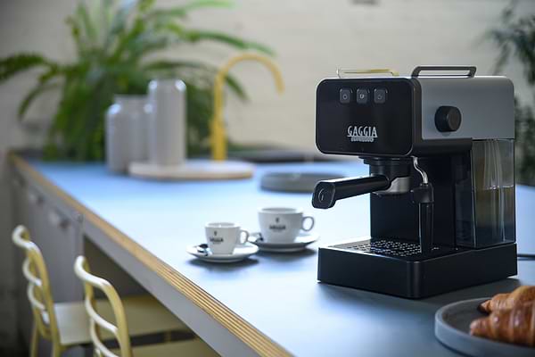 Фото - Кофеварка рожковая Gaggia EG2115/01 Espresso Evolution Black