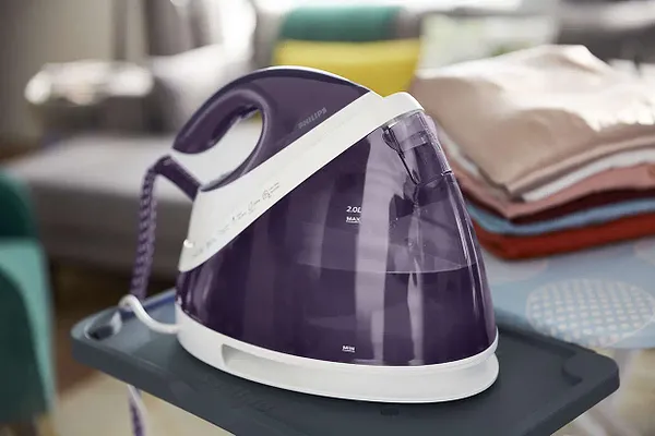 Фото - Утюг с парогенератором Philips PerfectCare Viva GC7051/30