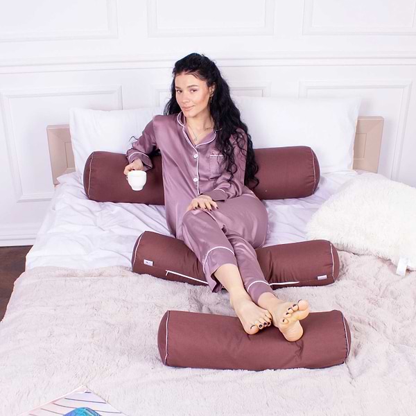 Фото - Подушка валик MirSon №8546 Naturale Line 19-1217 Chocolate Perla 100% Memory 60х20 см (2200006344070)