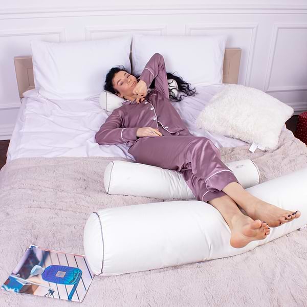 Фото - Подушка валик MirSon №8103 Eco Line Creamy EcoSilk 70х16 см (2200006247593)