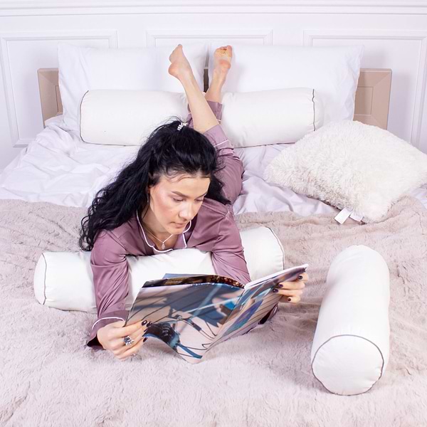 Фото - Подушка валик MirSon №8498 Eco Line Creamy 50% Memory 60х20 см (2200006341192)