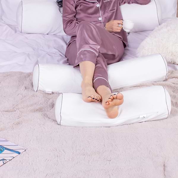 Фото - Подушка валик MirSon №8553 Velvet Line 28-0001 White 100% Memory 60х20 см (2200006344490)